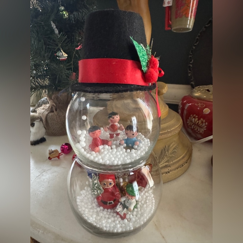 Glass Snowman Christmas Décor with Wooden Children Playing in Snow
